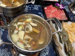 海鲜自助火锅-丽江庭院·云南野生菌·海鲜火锅(鼓楼四合院店)