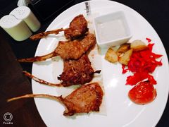 -Efes Turkish & Mediterranean Cuisine 艾菲斯餐厅(陆家嘴店)