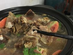 西红柿-钰洁腊排骨火锅
