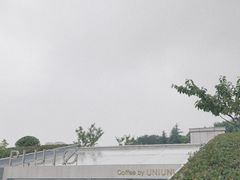 -UNI UNI(环亚凯瑟琳店)