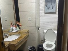 -福帆百草堂影院式足疗(人民西路店)