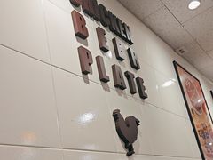 -BHC炸鸡(明洞总店)