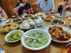 -芦茨金富饭庄·25年老字号·专做稻草鸡
