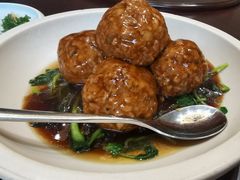 红烧狮子头-江上江·精致淮扬菜