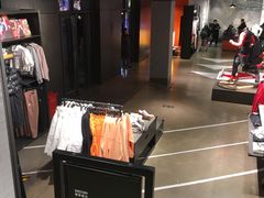 -NIKE武汉品牌体验店