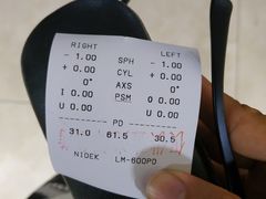 -同仁验光配镜(中心店)
