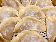 -金城包子牛肉灌汤包(台东四路店)