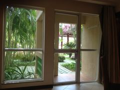 池畔园景房外景-三亚亚龙湾凯莱仙人掌度假酒店