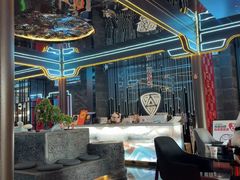 -屋有岛沉浸游戏旗舰店(中山公园店)