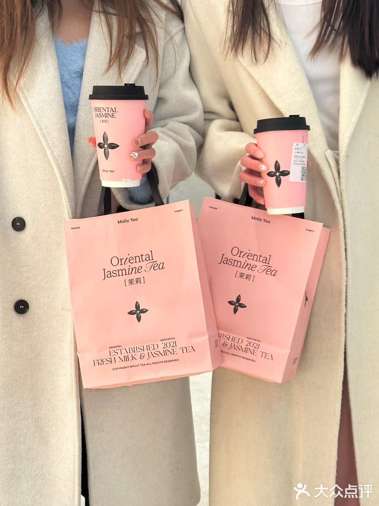 郑州终于也有茉莉奶白了 包装绝美啊啊啊