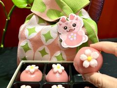 -泓历皇朝酒店(东亭店)
