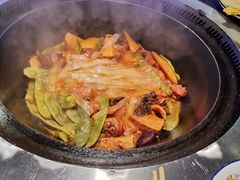 笨鸡锅-挂雪铁锅炖大鹅