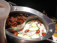 -钢管厂五区小郡肝串串香(滨江店)