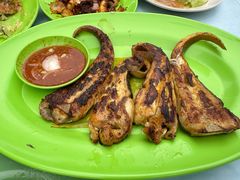 -明记烧鱼美味店