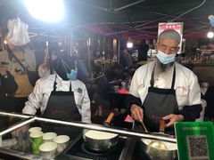 -正宁路小吃夜市