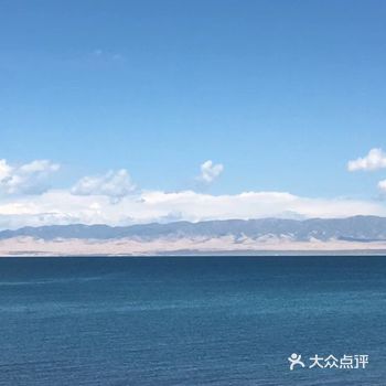 没有拍到中老年阿姨的丝巾展！