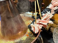 -果松木炭酸菜铜火锅·外婆参鸡汤