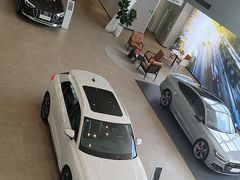 -深圳锦龙奥迪4S店(前海店)
