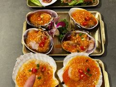 -围炉肉舍•炭烤活鳗•丹东海鲜烤肉(步行街店)