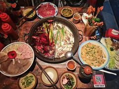 -周小明火锅(黑金冠社区店)