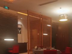 -粤尚腾香居中餐厅(首都机场希尔顿店)