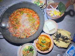 -吃城都·鱼蛙火锅(西玉龙街店)