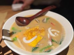 -荣家黄鱼面(南京西路店)