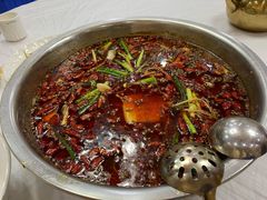 -乡土特色.冷锅鱼.牦牛肉汤锅