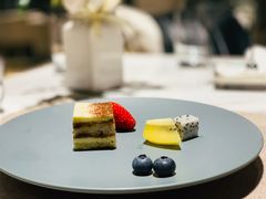 -窗外西餐厅(普罗理想国店)