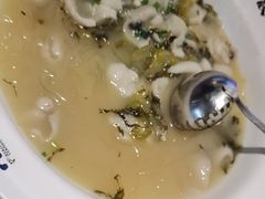 -严记小天府酸菜鱼(西四路店)