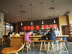 -星巴克(珠海摩尔百货店)