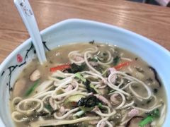 老杭州片儿川-面西湖杭帮面(控江路店)