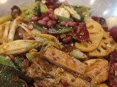 -拿渡麻辣香锅(世茂广场·工三店)