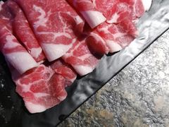 -老牌坊云南鱼豆花火锅(哈西万达店)