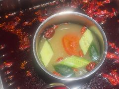 -二荆条·蜀鲜汇城市森林火锅