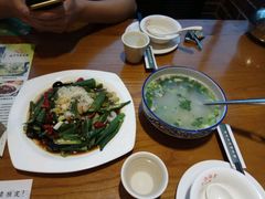 -山沟沟炒鸡(颐灏·海怡名都店)