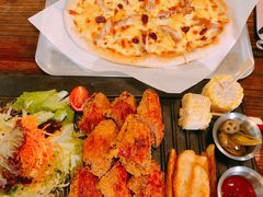 -I HOLIC艾豪丽披萨(KKone店)