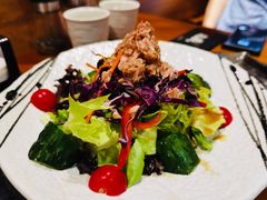 金枪鱼色拉-丸藏和牛烧肉专门店(园区师惠坊店)