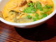 -76人老烩面(龙湖泰山路店)