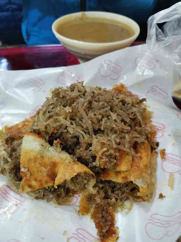 清真·西关洪建牛肉馍-"每到一地,必食当地美食,打开点评,这家排.