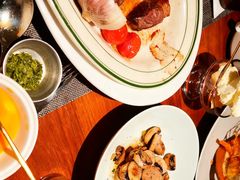 -MONICH牛排融合餐厅(和义大道购物中心店)