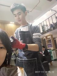-马克男发时尚店