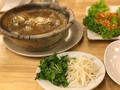 -J Daeng Seafood