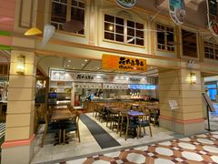 大堂-大食代美食广场(上海中心店)