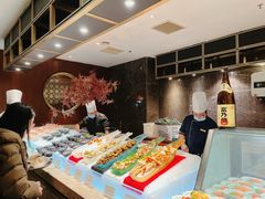 -半岛翡丽海鲜自助餐厅(观风亭店)
