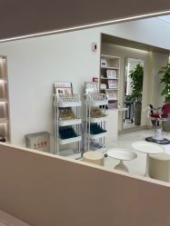 -Mentor Hair Salon