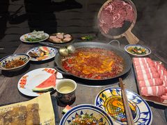 -旧街市鲜货老火锅(大光路店)