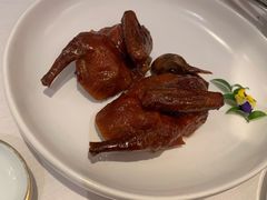 港式烤乳鸭-东富酒家(龙湖西溪天街店)