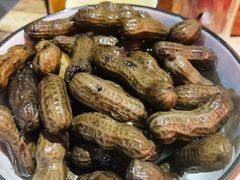 -虾弄弄海派小龙虾·牛羊蝎子火锅