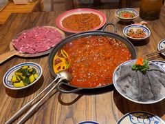 -旧街市鲜货老火锅(大光路店)